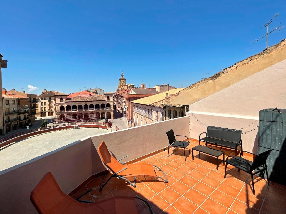 Apartamentos Vianeando Viana  Bagian luar foto
