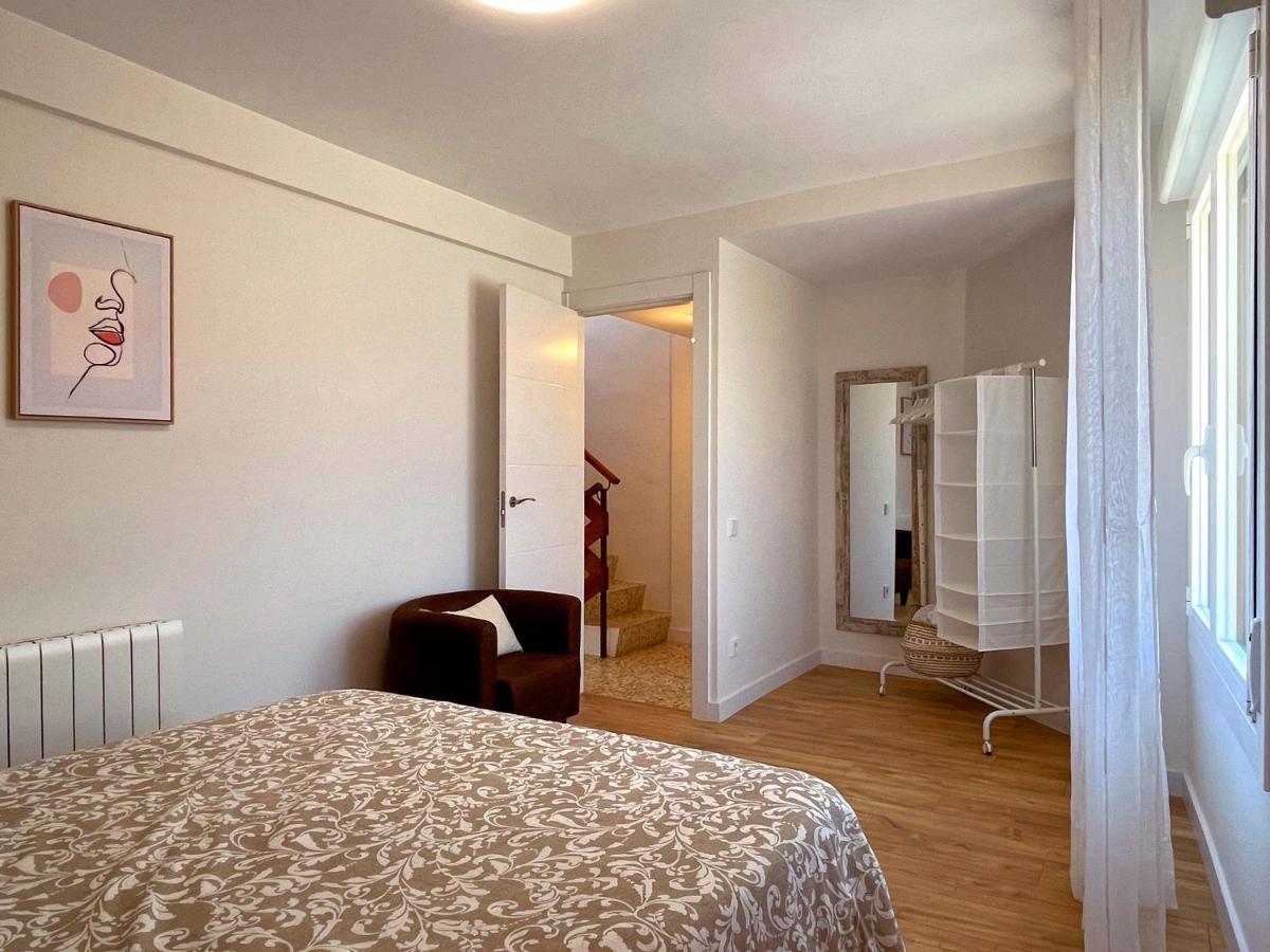 Apartamentos Vianeando Viana  Bagian luar foto